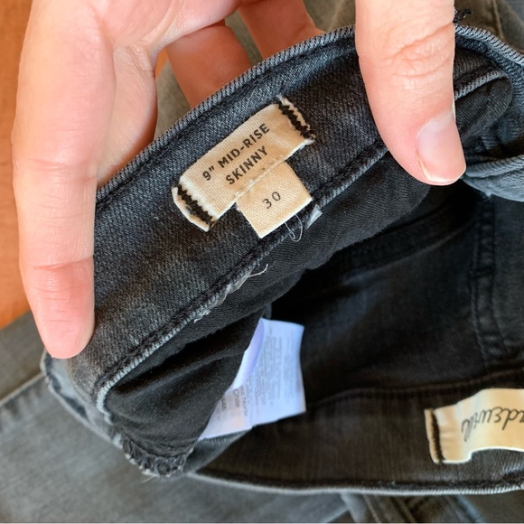 Madewell 9” Mid Rise Skinny Jeans - Picture 9 of 11